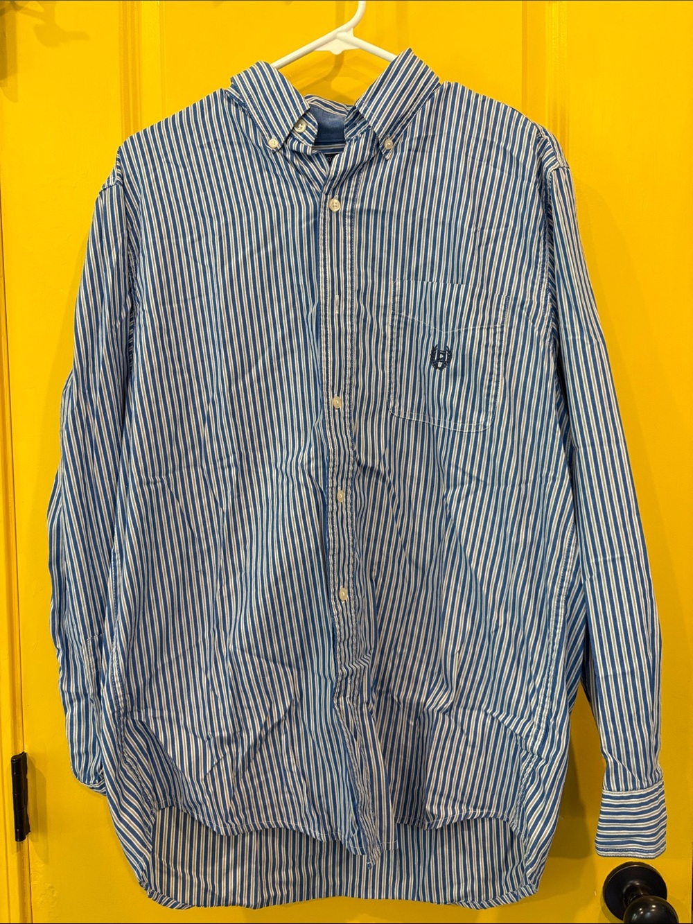 Chaps Men's Blue and White Striped Button-Down Shirt